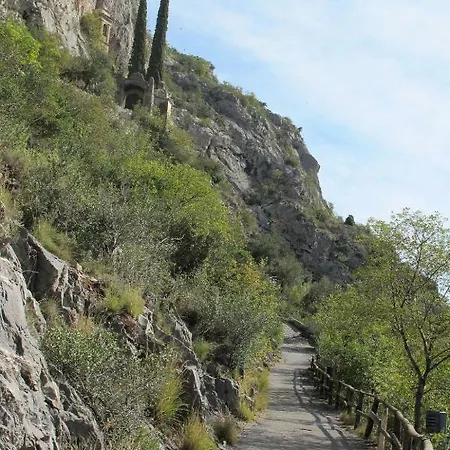 Locazione Turistica Agriturismo Monte Acuto * Toirano